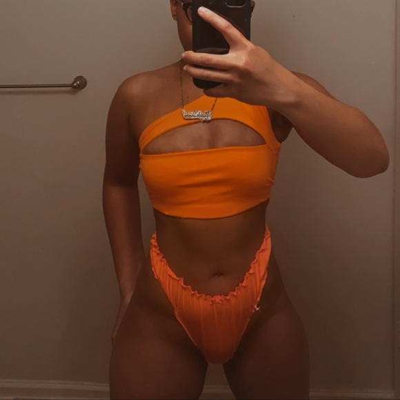 Orange Bikini - Picture 2 of 3